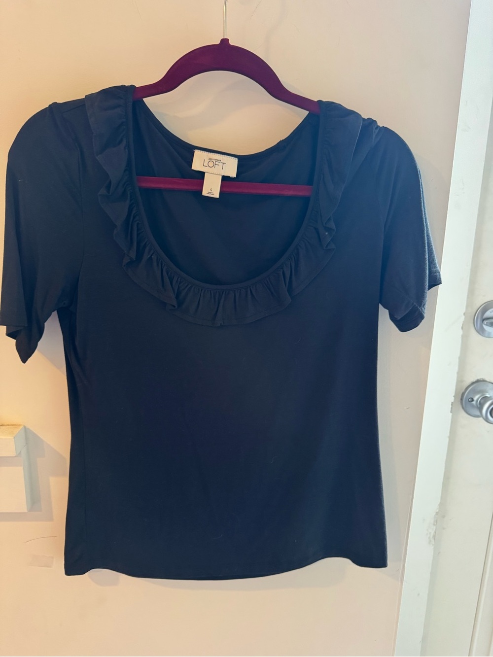 LOFT Black Short-Sleeve Ruffle Scoop Neck Top